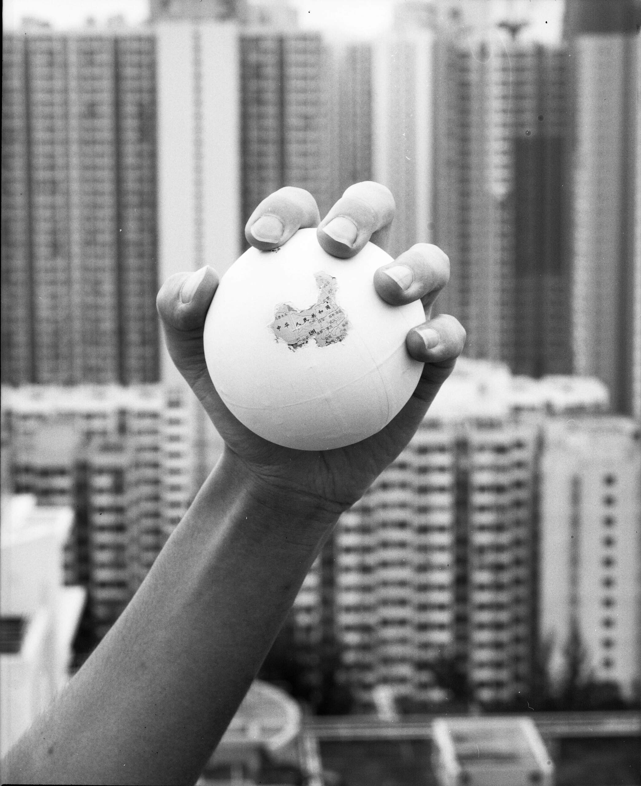 Márk Péter Szabó, The Middle Of The World, finalist lanske edicije Drugačni svetovi